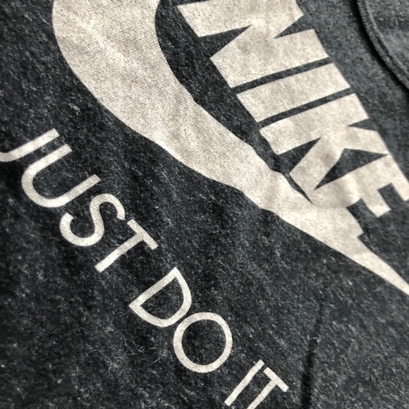 NIKE workout tank - Picture 2 of 3